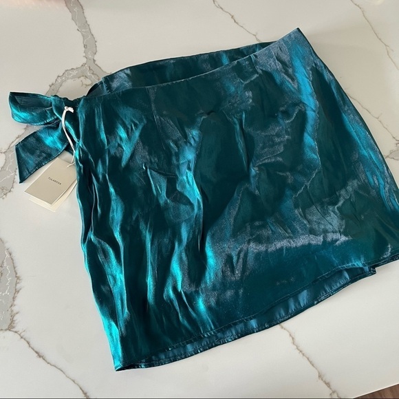 Tularosa Wrap Freida Skirt in Emerald Size Large - Picture 13 of 13